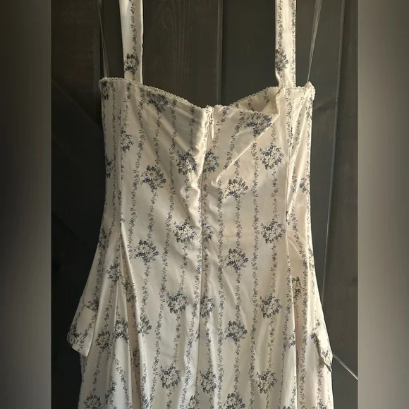 House of CB Claudia Dress - Picture 8 of 9